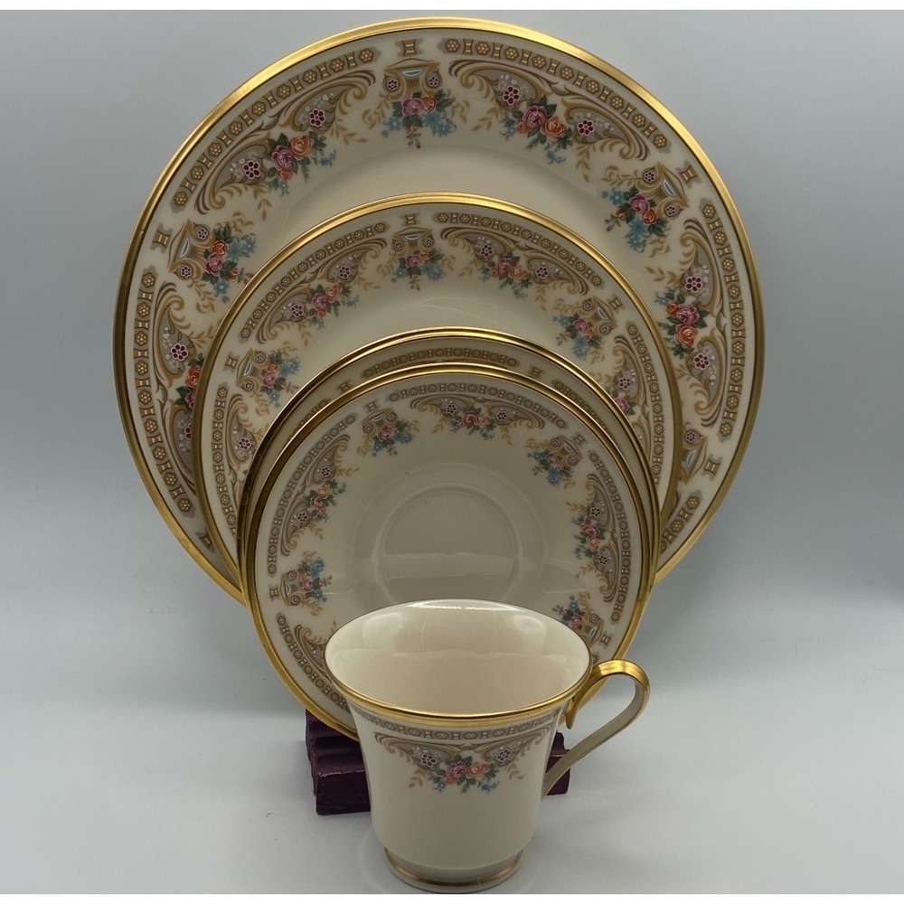 Lenox Versailles 5 Piece Place Setting (s) Dinner Plate Salad Bread Teacup